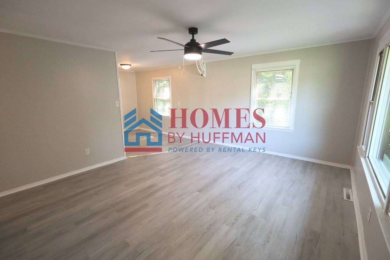 1150 E Olmstead Ave - Photo 4 of 28