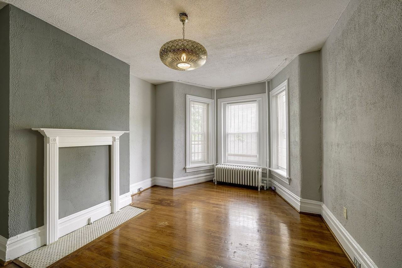2827 11th St Nw - Photo 5 of 46