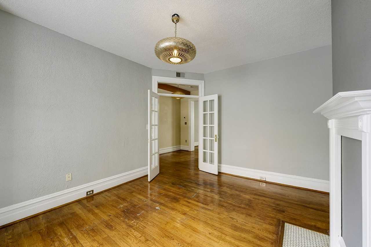 2827 11th St Nw - Photo 7 of 46