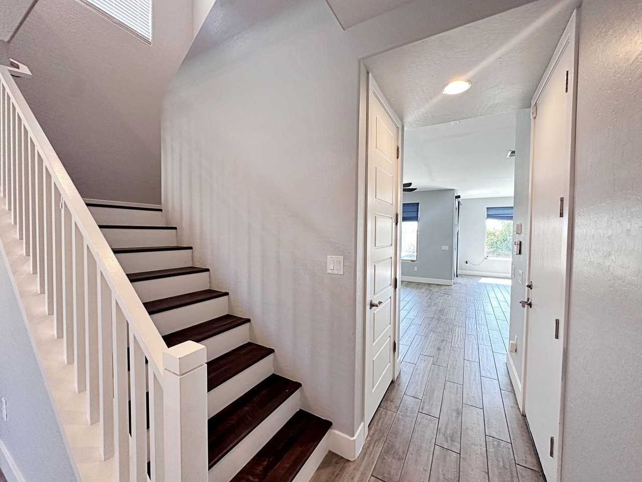 8154 Skye Quarry St - Photo 5 of 50