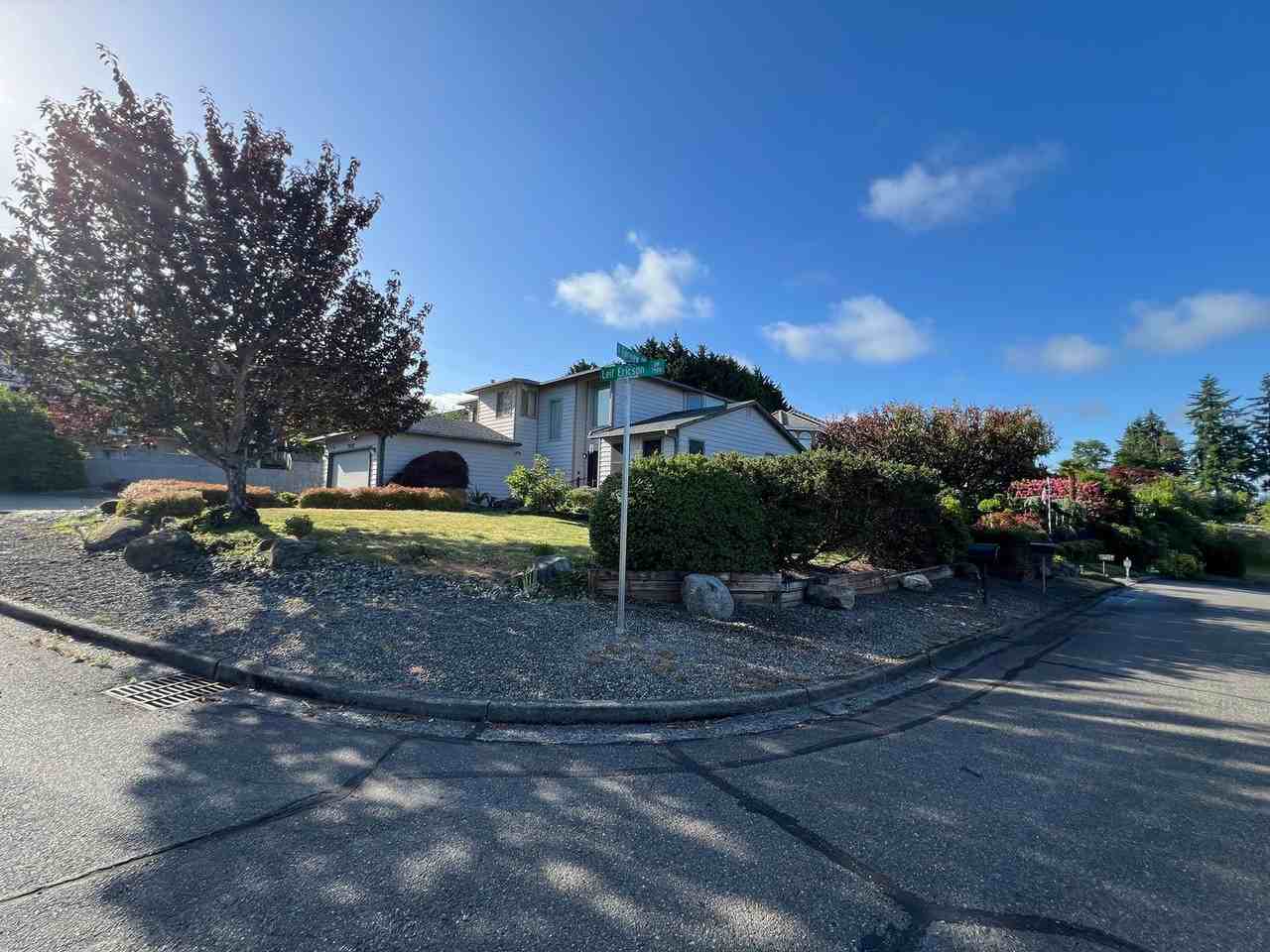 7512 Leif Ericson Dr - Photo 4 of 50