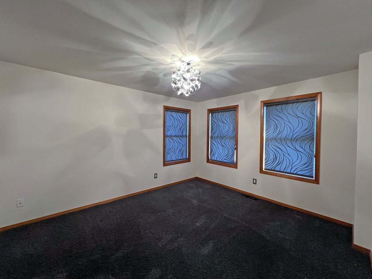 7512 Leif Ericson Dr - Photo 7 of 50