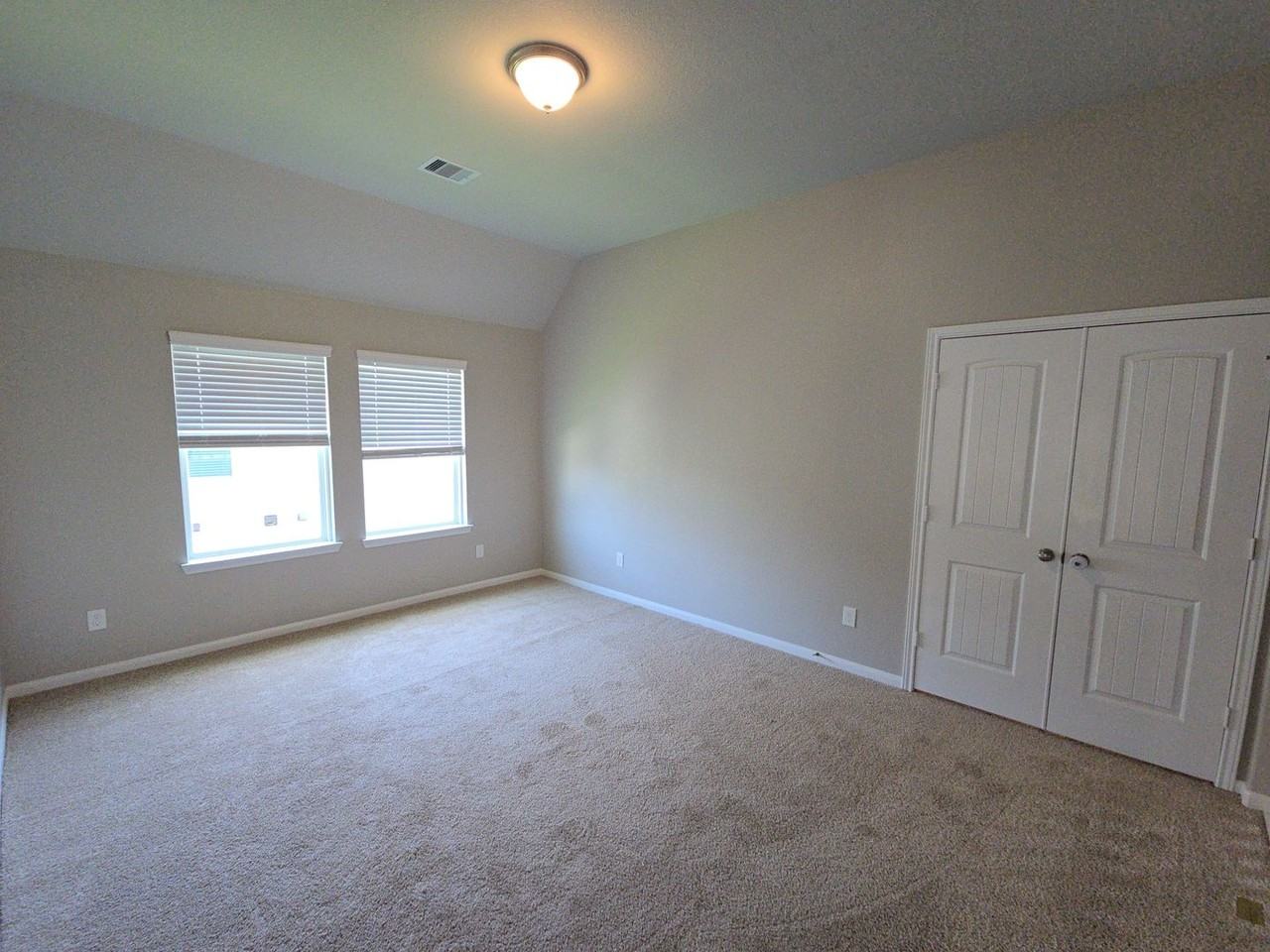 14114 Little River Dr - Photo 5 of 22