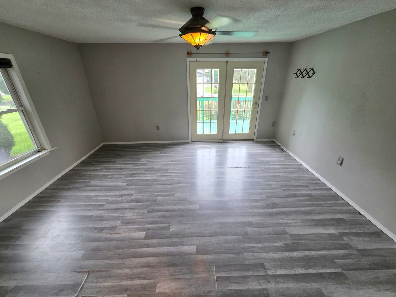 1022 Spring Lake Rd - Photo 3 of 18