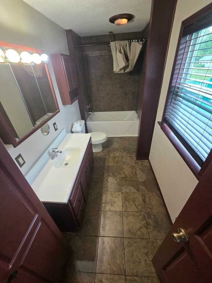 1022 Spring Lake Rd - Photo 6 of 18