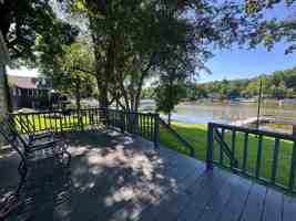 featured image of 392 E Richardson Springs Rd
