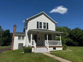 featured image of 1131 Trewellyn Ave