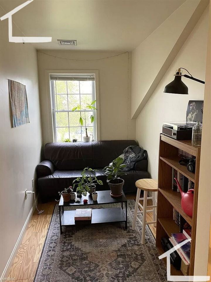 50 Raymond St - Photo 7 of 14