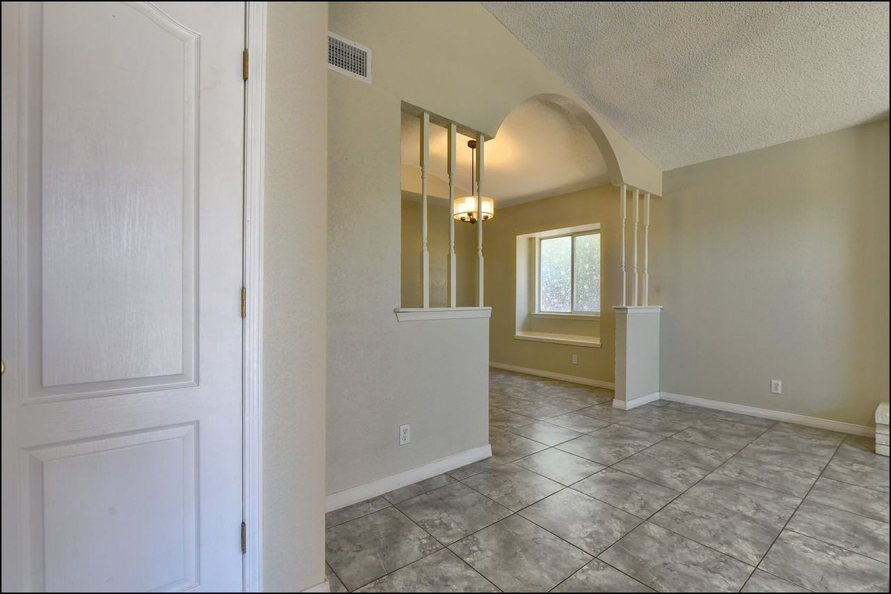 7317 Desierto Rico Ave - Photo 6 of 38