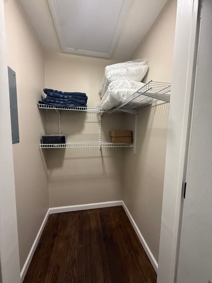 602 Fairmont Street - Photo 6 of 8