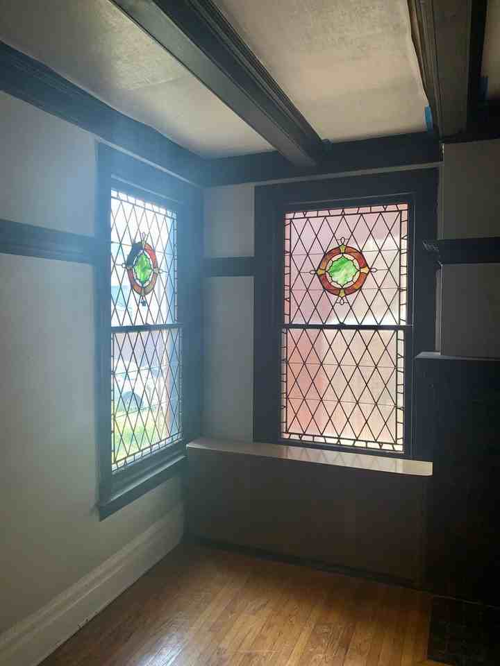 433 S Pacific Ave - Photo 3 of 13