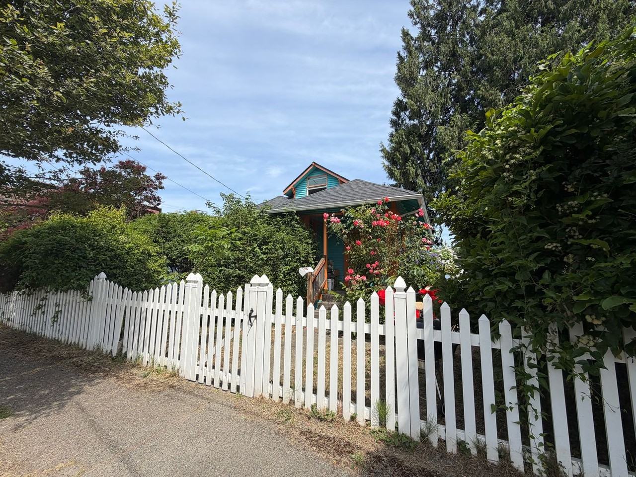 1410 S Cloverdale St - Photo 3 of 29
