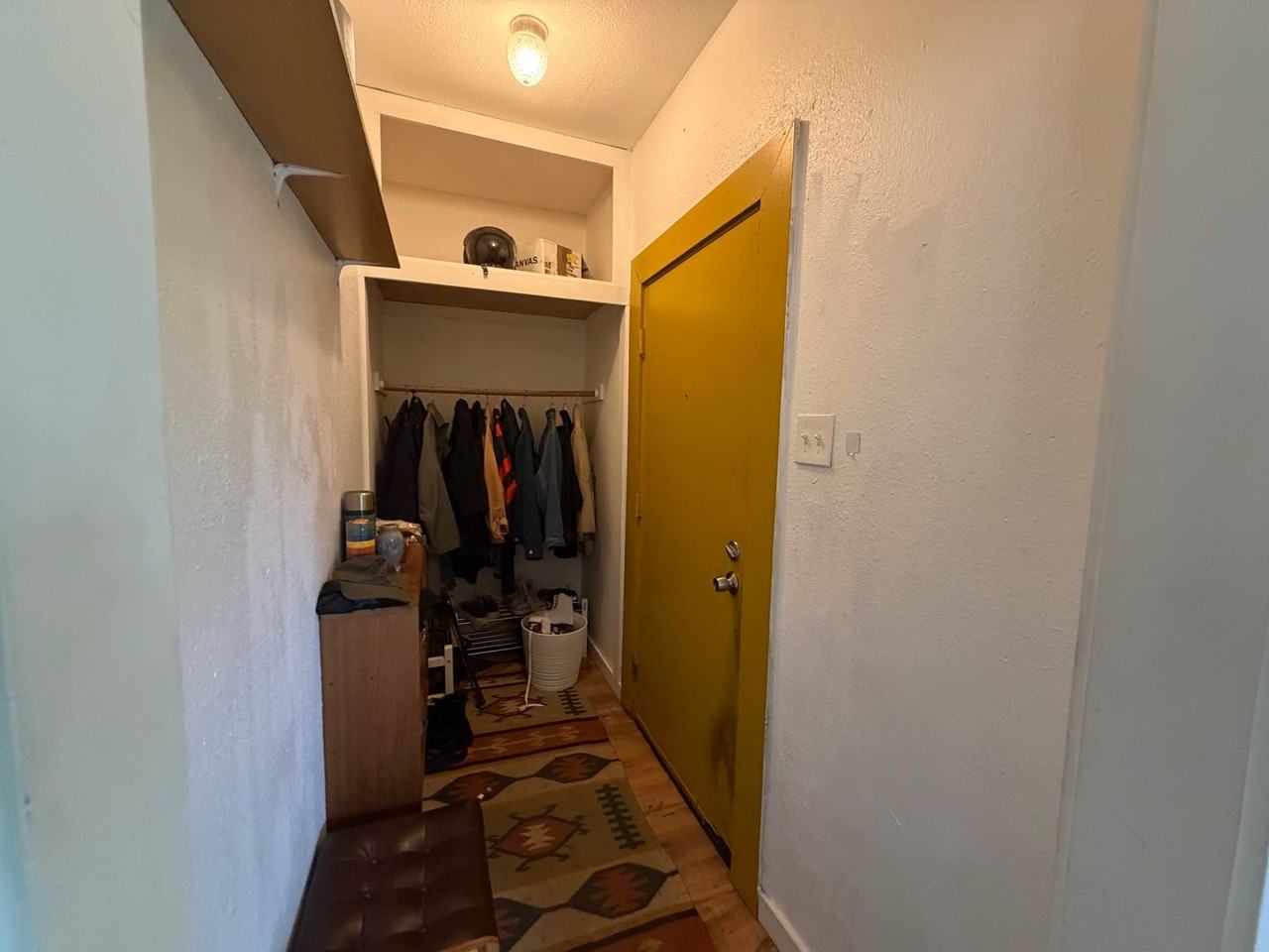 1410 S Cloverdale St - Photo 5 of 29