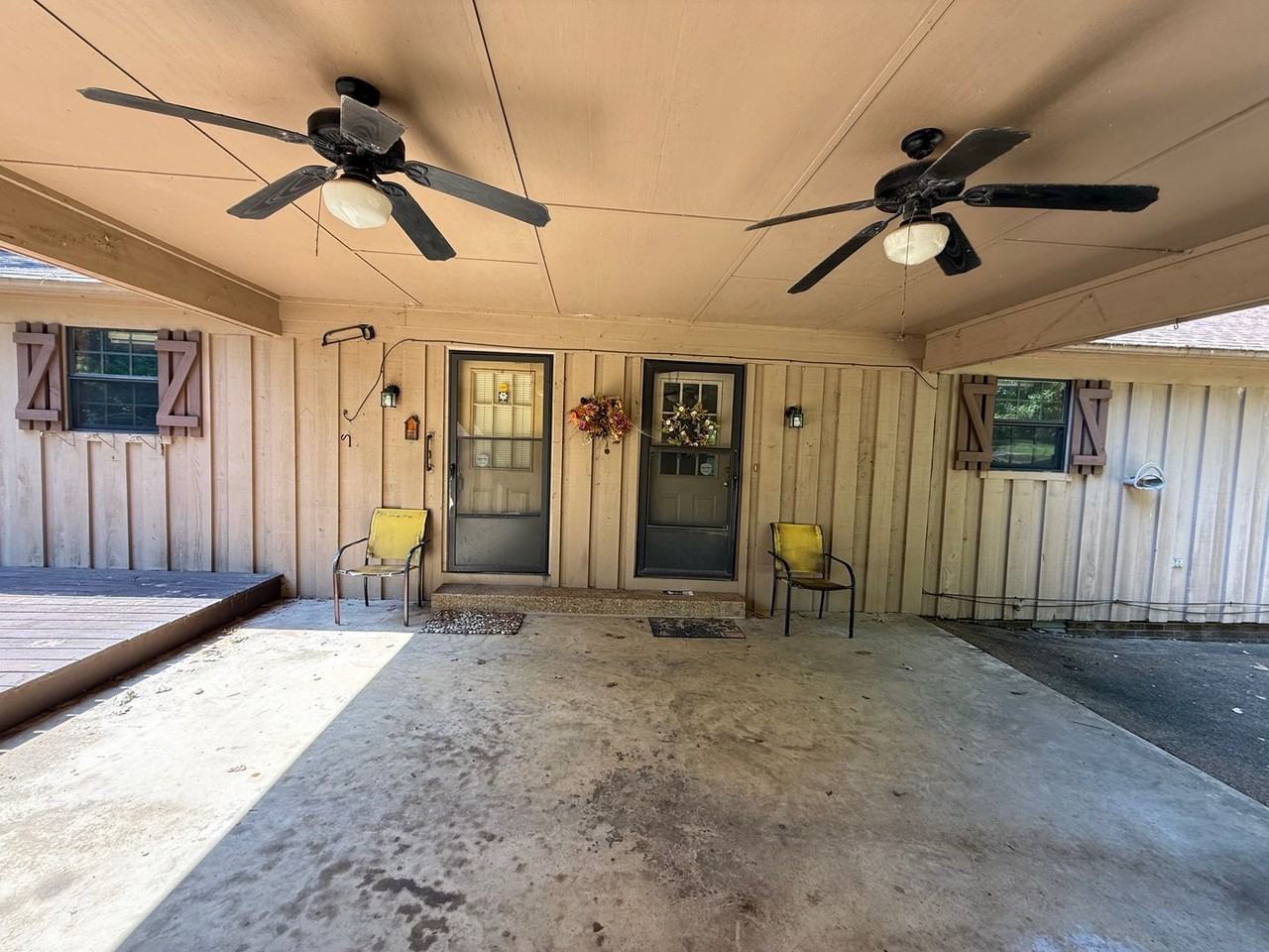 102 Hickory Hill Dr - Photo 4 of 16