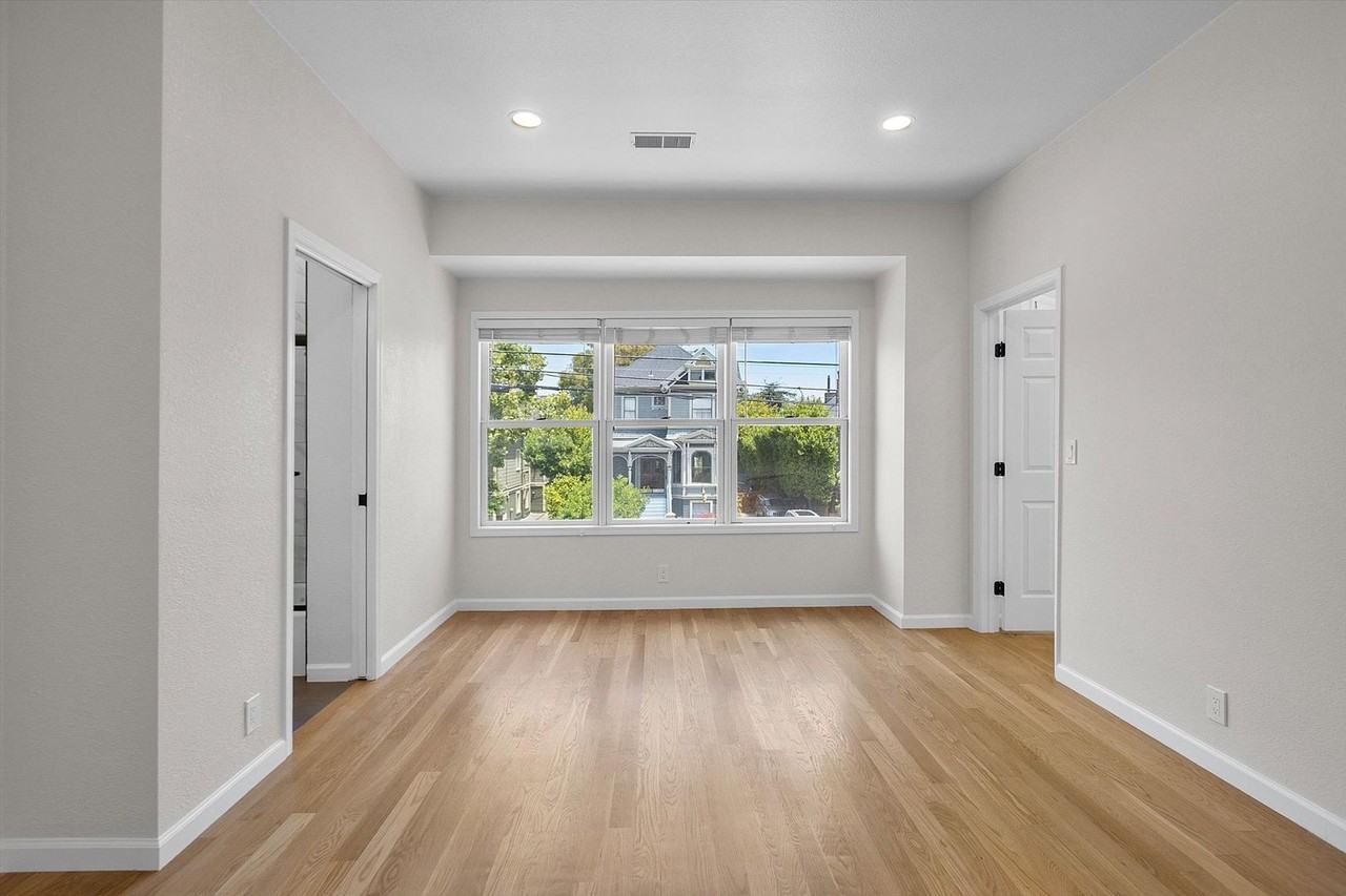 2026 San Antonio Ave #C - Photo 5 of 22