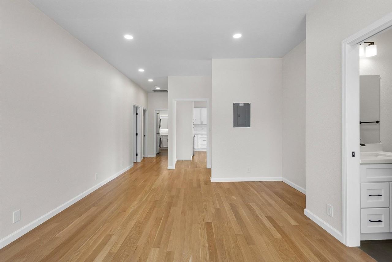 2026 San Antonio Ave #C - Photo 7 of 22