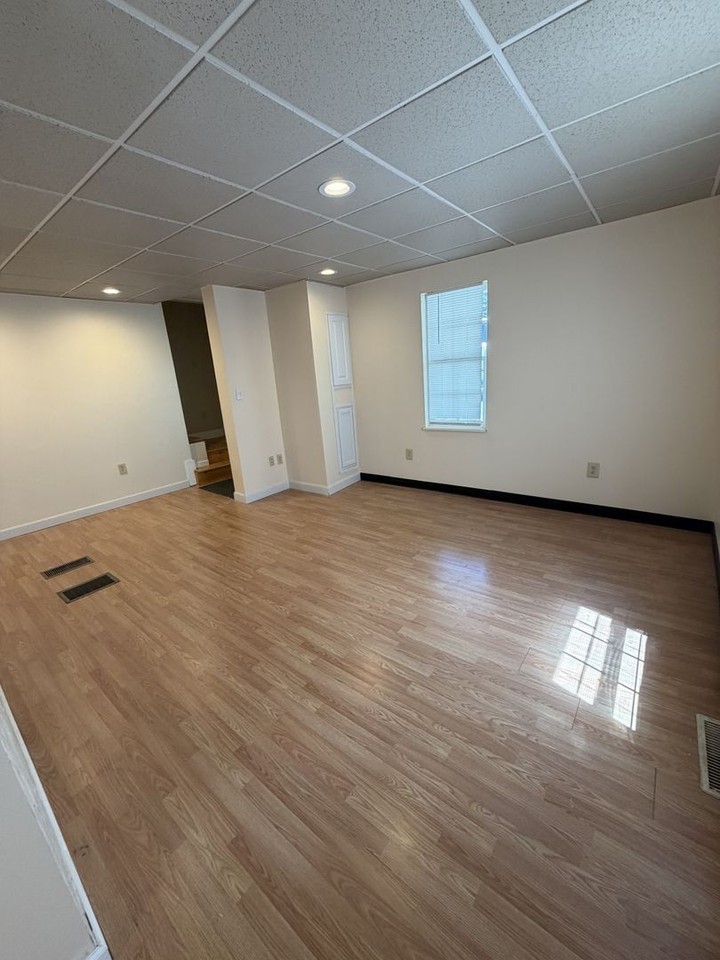 199 Parsons St - Photo 5 of 23