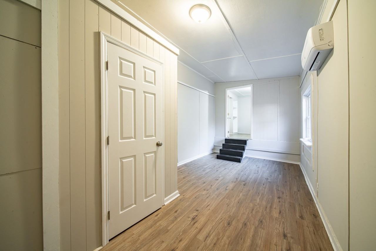 2333 Bruce Ave - Photo 2 of 25