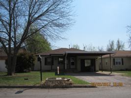 featured image of 1414 Nw Irwin Ave