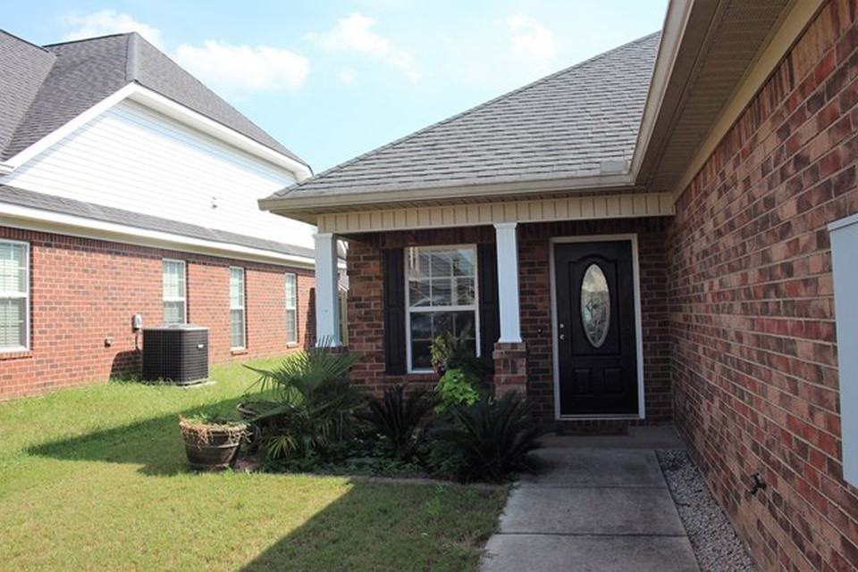1074 Grove Landing Ln - Photo 2 of 33