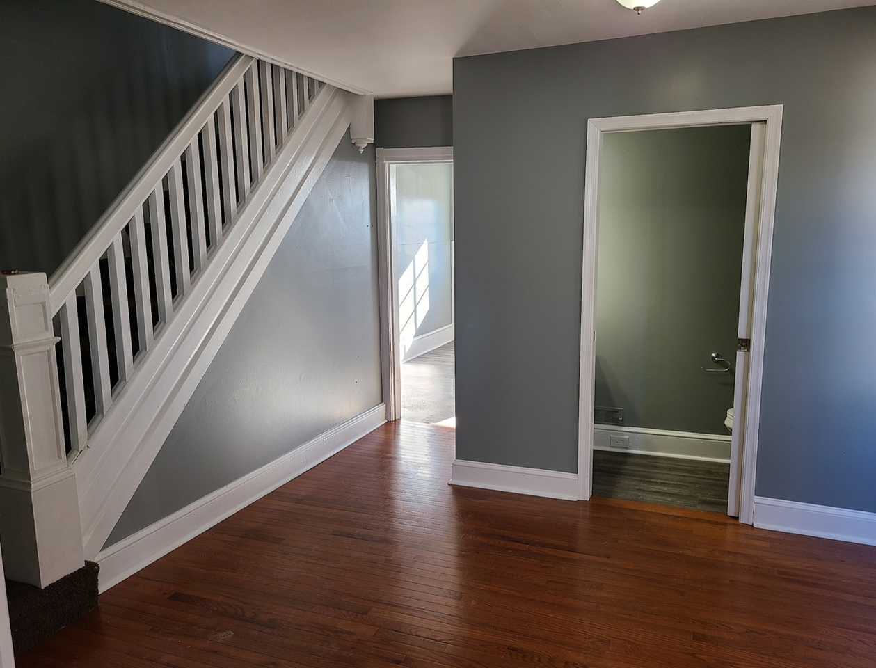 113 White Ave - Photo 4 of 12