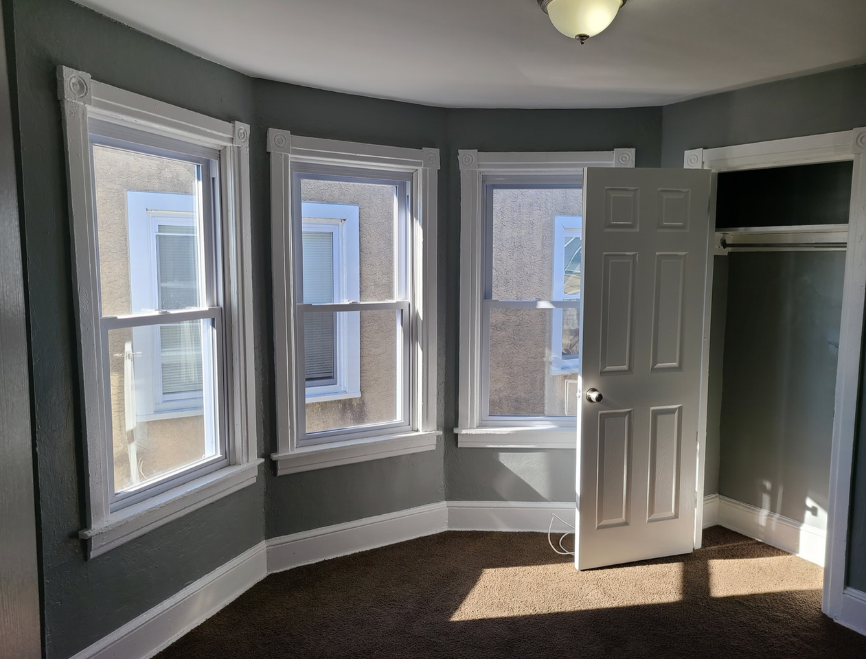 113 White Ave - Photo 7 of 12