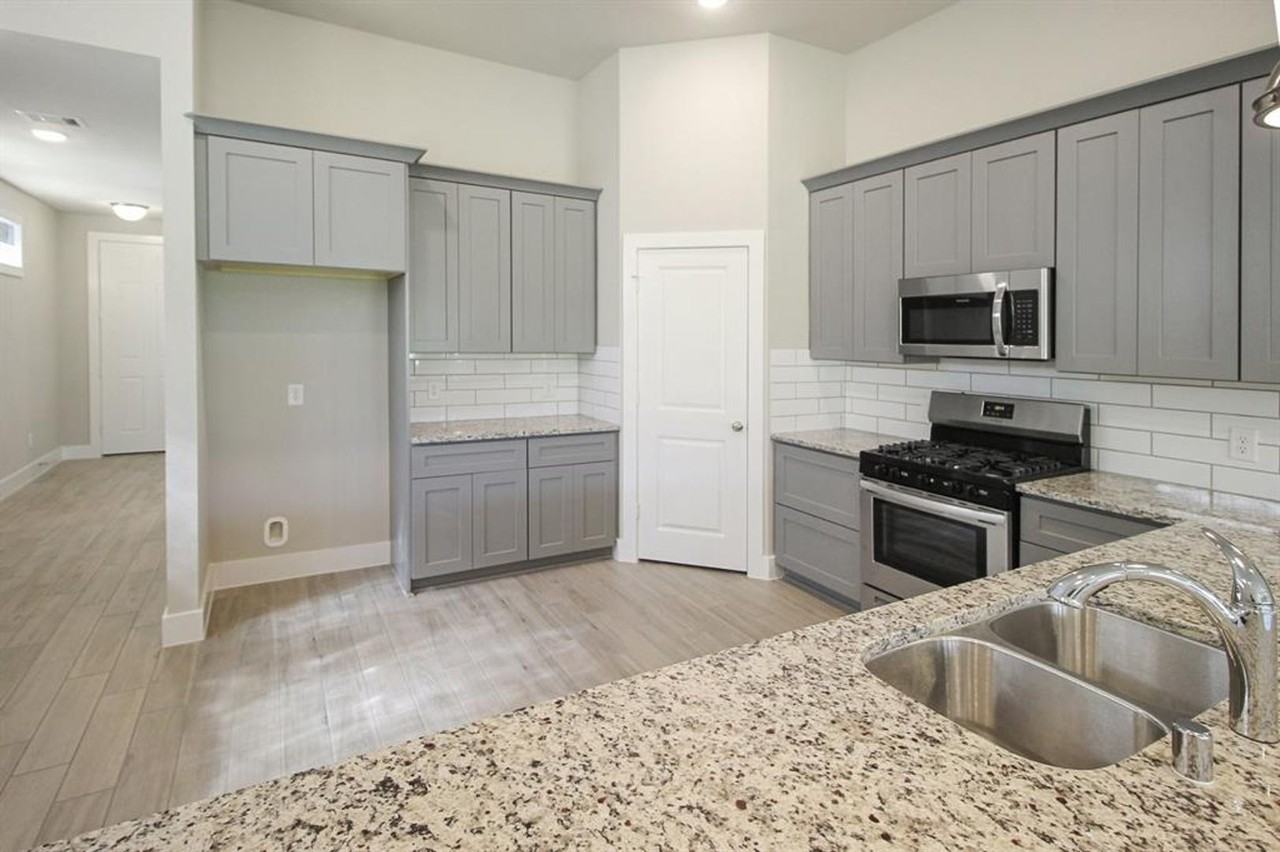 12970 Centaurus Ct - Photo 2 of 18