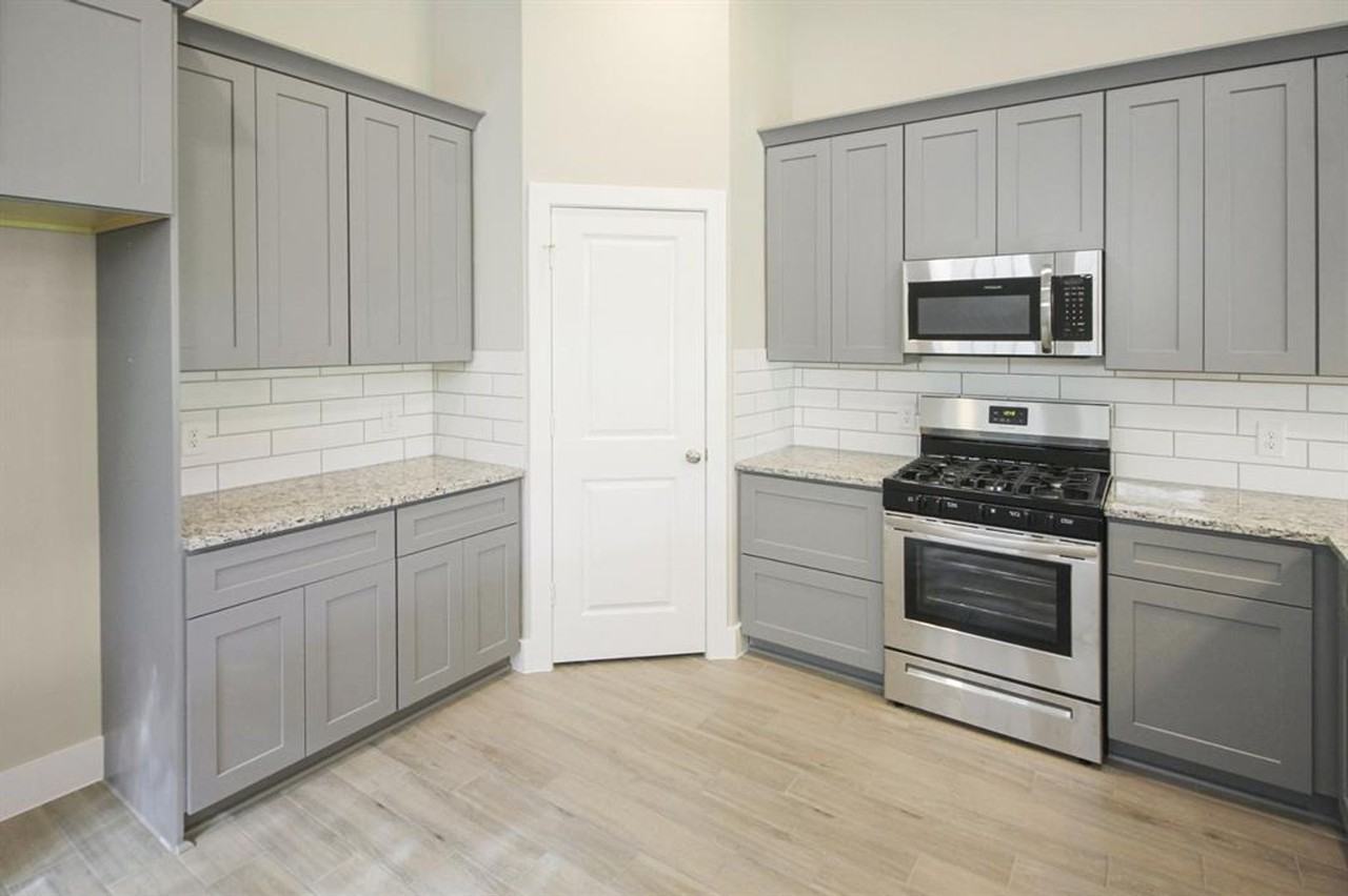 12970 Centaurus Ct - Photo 4 of 18