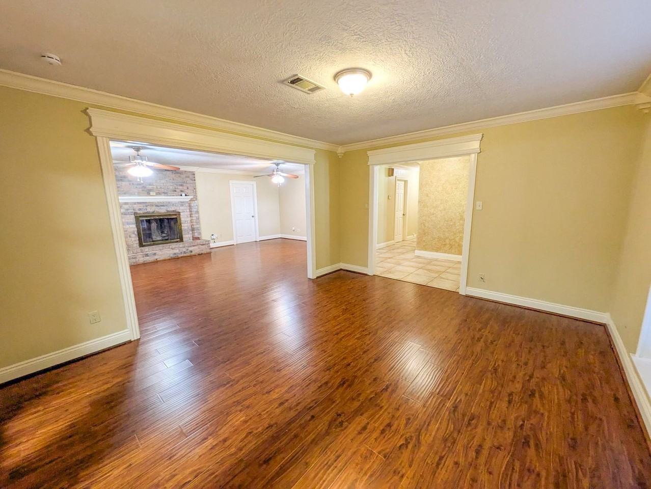 790 Norwood Dr - Photo 4 of 30