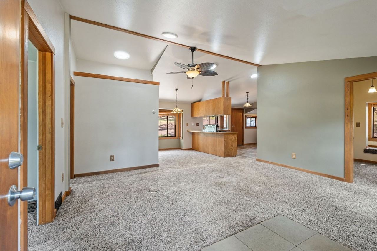 1515 County Road 21 - Photo 5 of 17