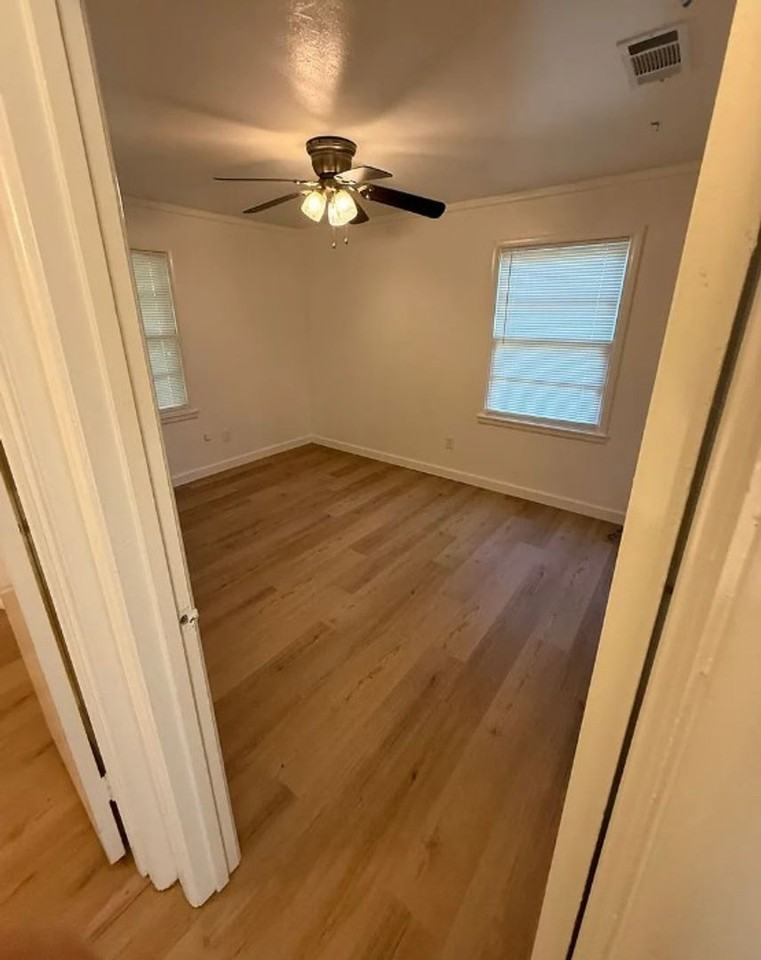 2217 N 41st St - Photo 5 of 11