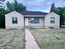 featured image of 1902 E Garfield St