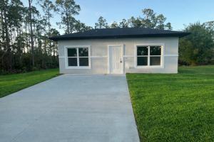 featured image of 748 Genoa Ave S