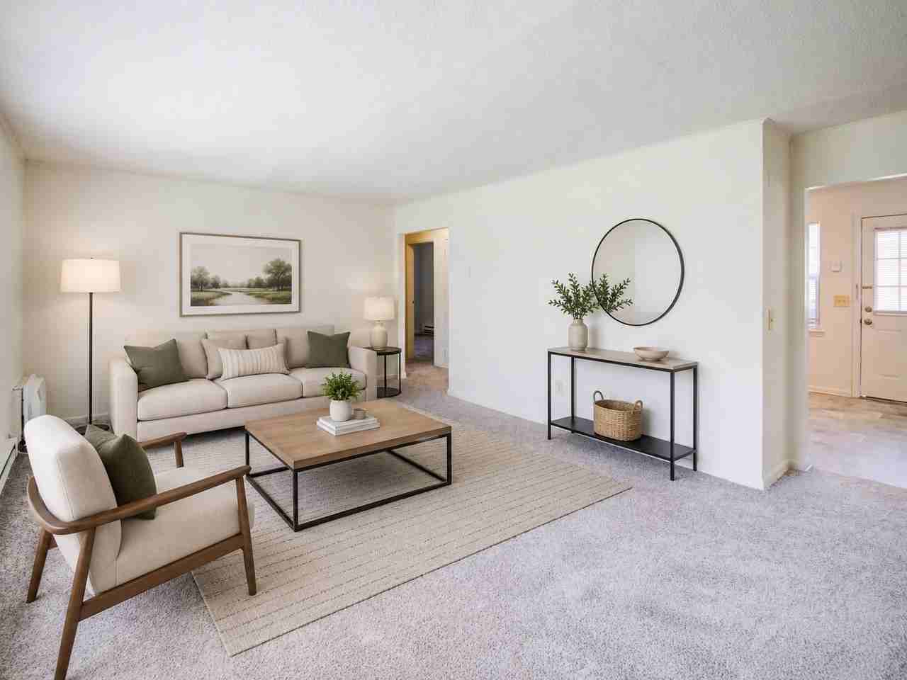 Eatoncrest Apartment Homes - Photo 4 of 29