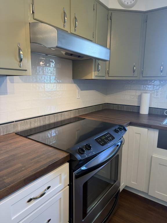 589 Thomas Rd - Photo 5 of 14