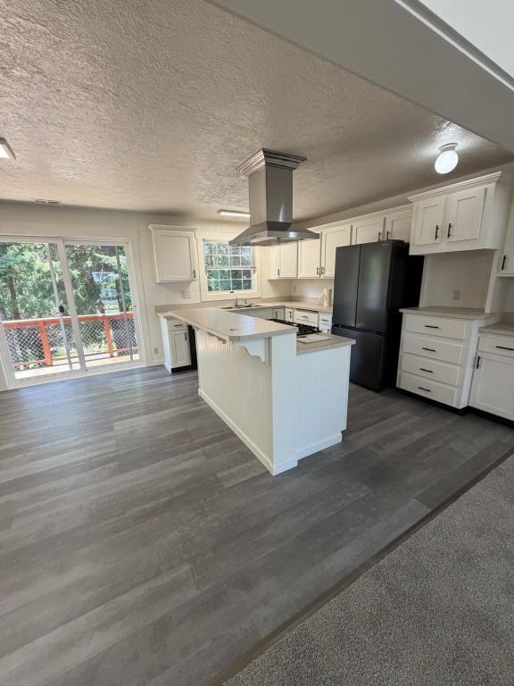 421 S 9th St - Photo 2 of 24