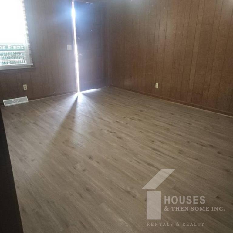 106 Batson Dr - Photo 3 of 14