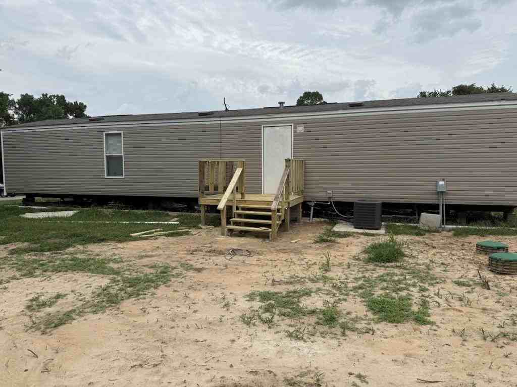208 Overland Trl - Photo 3 of 15