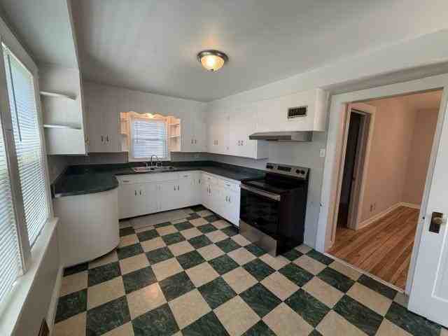 1530 Hill Ave - Photo 5 of 15