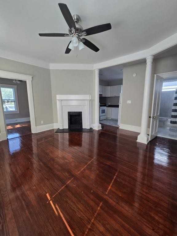 653 E Henry St - Photo 6 of 12