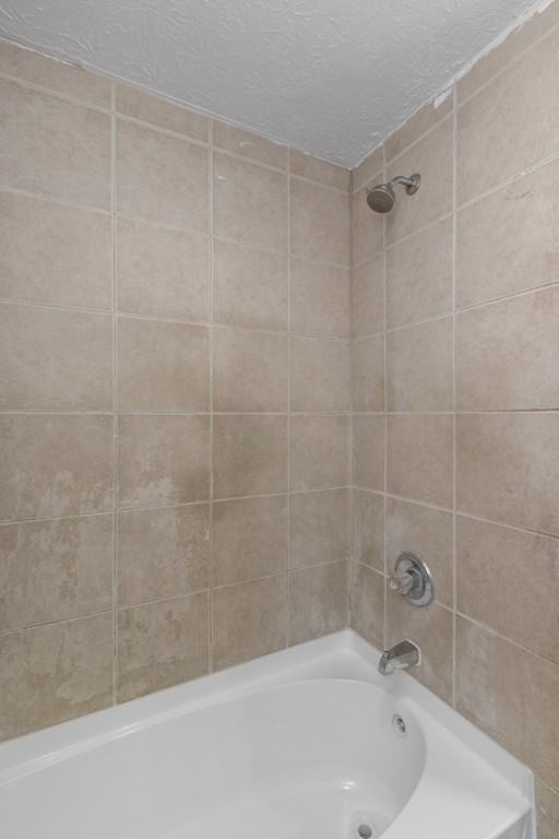 1143 Ardmore Ave Sw - Photo 3 of 15
