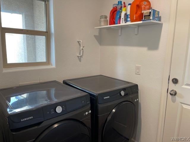 2422 Stonebridge Dr - Photo 3 of 20
