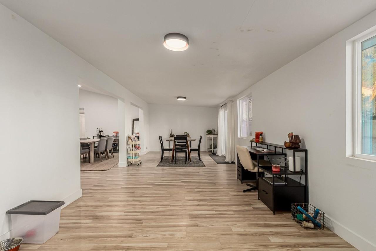 429 S Gaylord - Photo 4 of 31