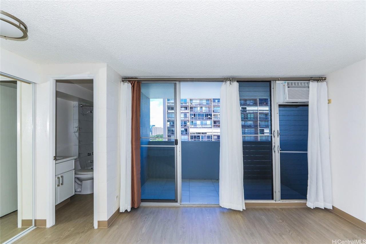 824 Kinau St #1104 - Photo 4 of 18