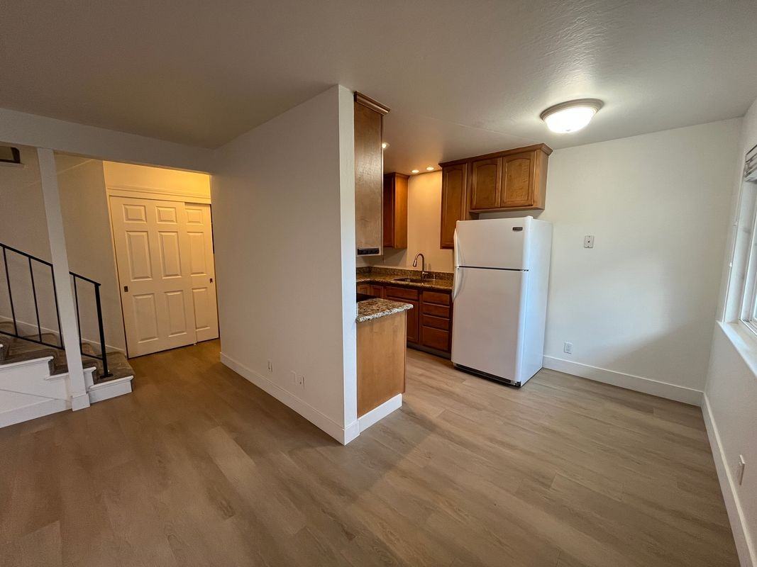 1615 Hudson St - Photo 6 of 11
