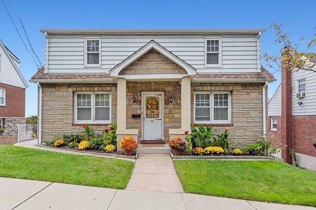 415 Palisade Ave ##2 - Photo 2 of 8