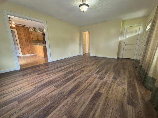 1712 Pinewood Dr - Photo 6 of 20