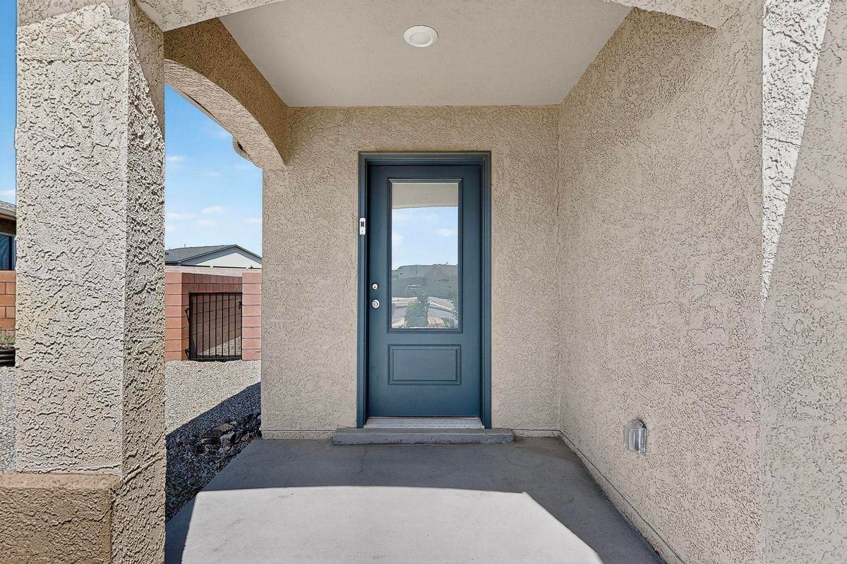 3892 Hernandez St Sw - Photo 7 of 46