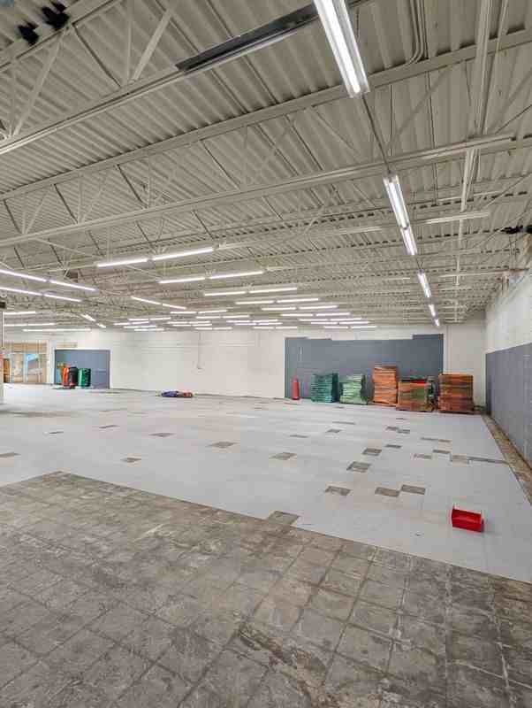 230 Memorial Blvd - Photo 7 of 14