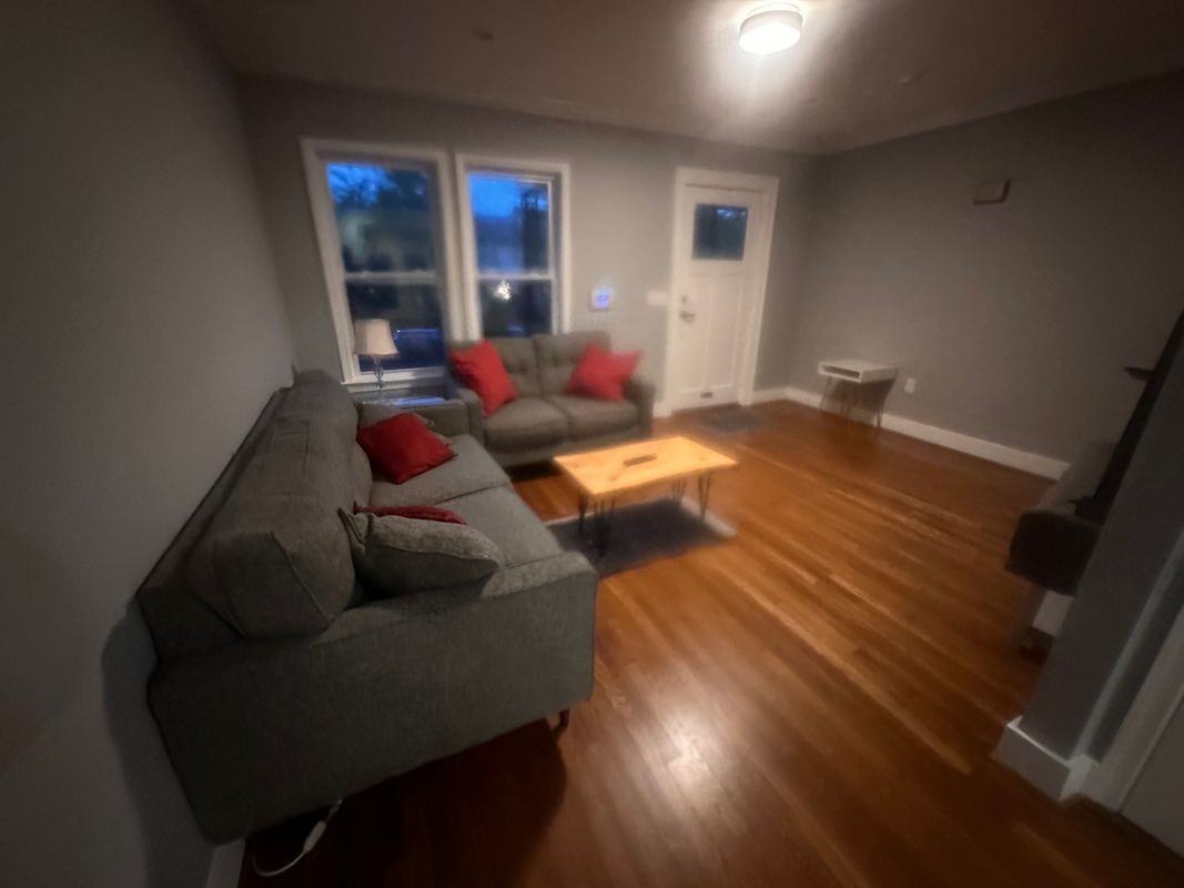 2408 3rd St Ne - Photo 5 of 12